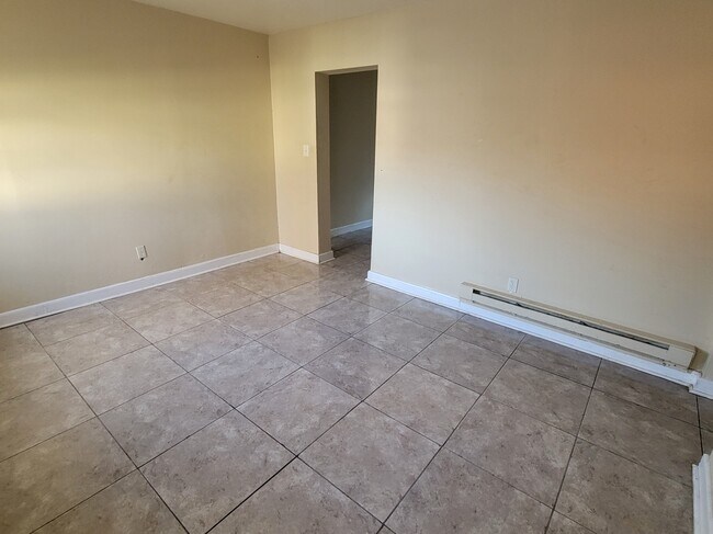 Foto del edificio - Pursley Court Apartments