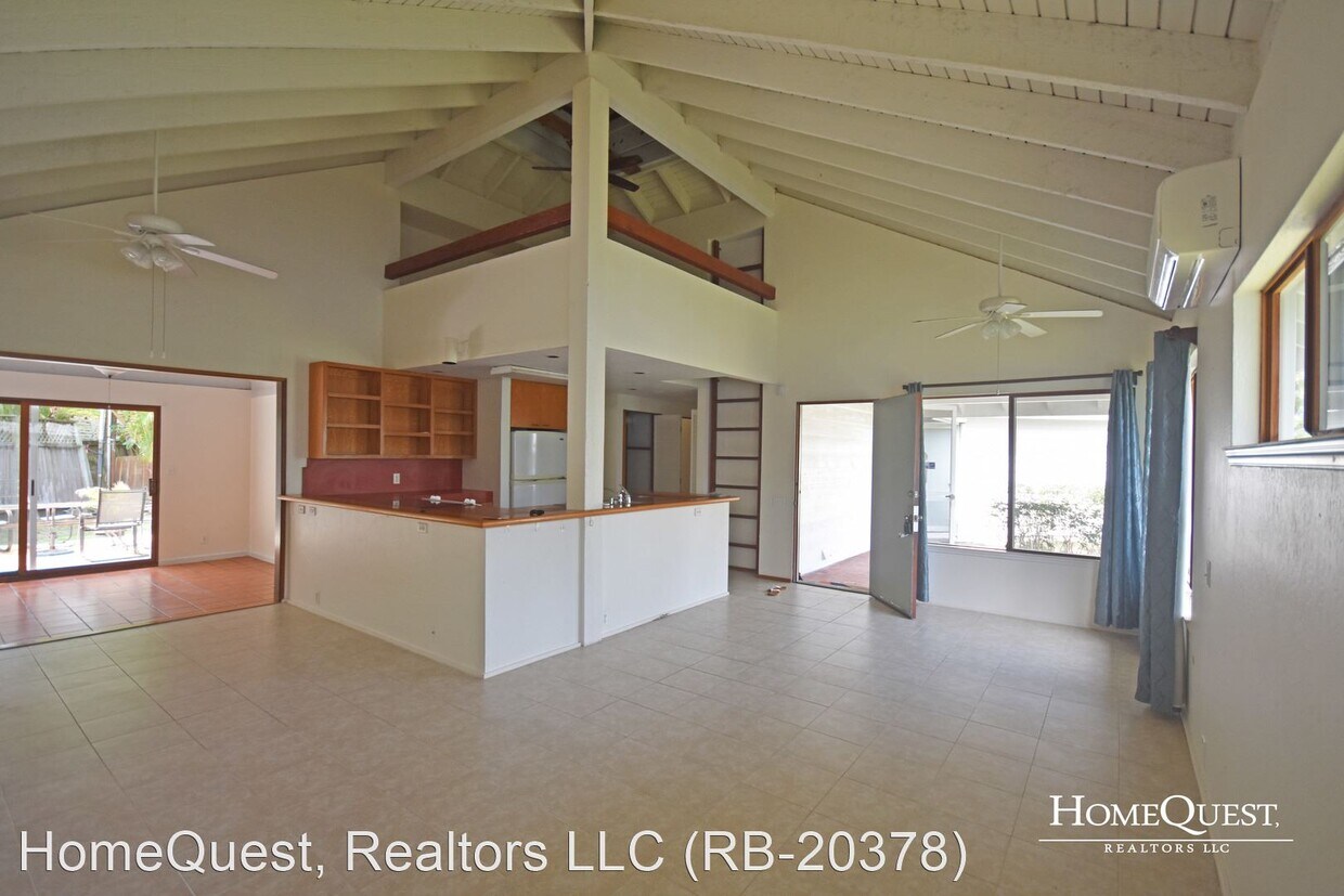 Primary Photo - 3 br, 2 bath House - 152D North Kalaheo Av...