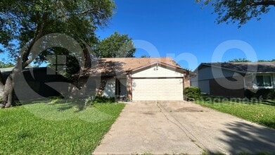 Building Photo - 3113 Wayfarer Rd