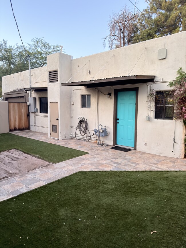 Foto del edificio - 3126 N 28th St