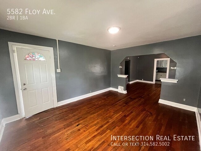 Building Photo - 5582 Floy Ave