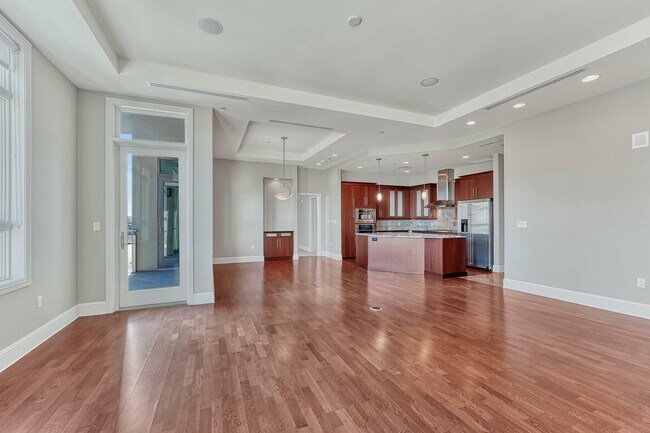 Foto del edificio - 5455 Landmark Pl