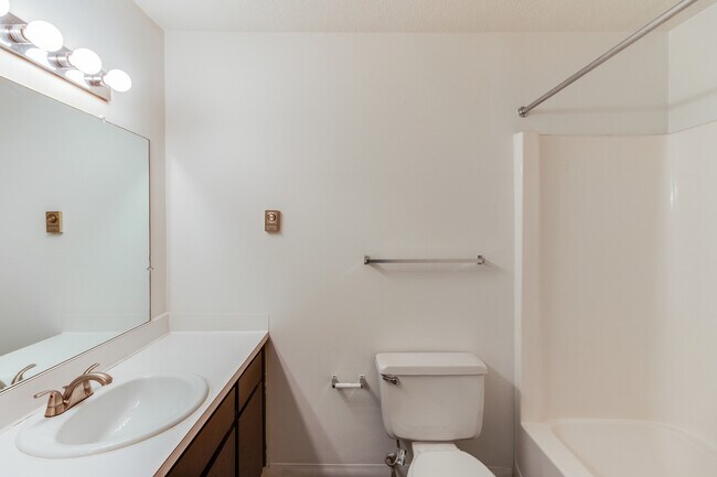 2 BR, 2 BA - Superior Classic Level Finishes - The Waverly on the Lake - Belleville, MI