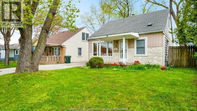 Photo du bâtiment - 1262 Partington Ave