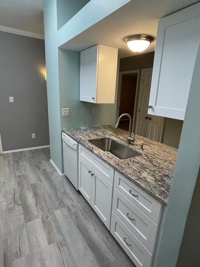 Foto del edificio - 2439 Rice Planters Rd