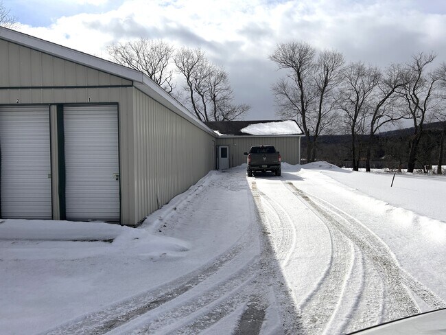 Foto del edificio - 1093 NY-19