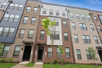 Building Photo - 4610 Olivine Dr