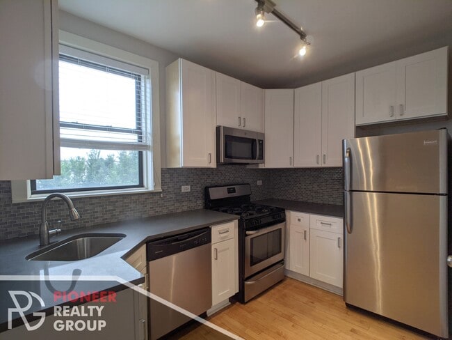 Building Photo - 2315 N Rockwell St