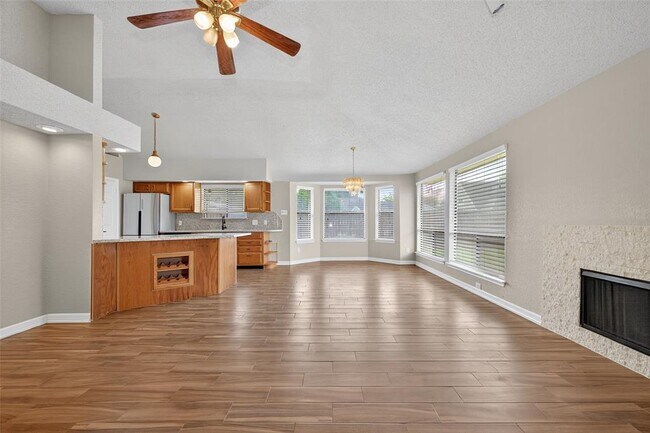 Foto del edificio - 1503 Quail Trace Dr