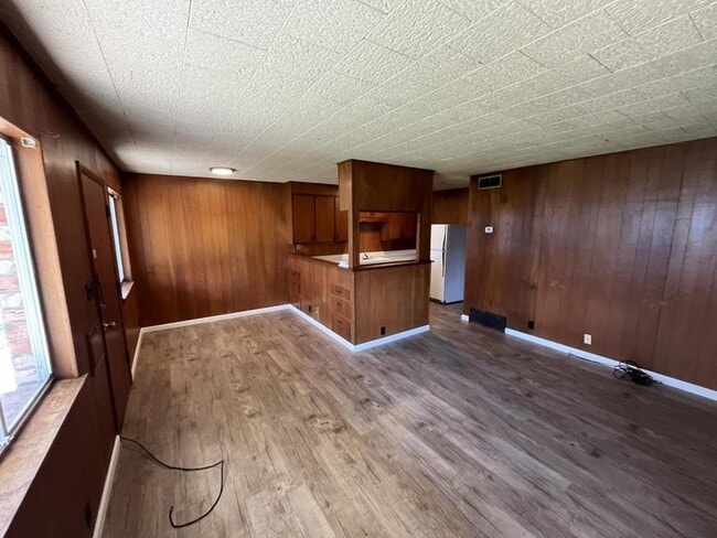 Foto del edificio - 507 S Connor Ave