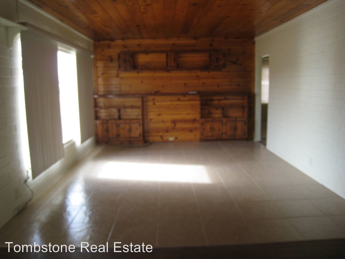 Building Photo - 1 br, 1 bath House - 11476 Martineau Rd
