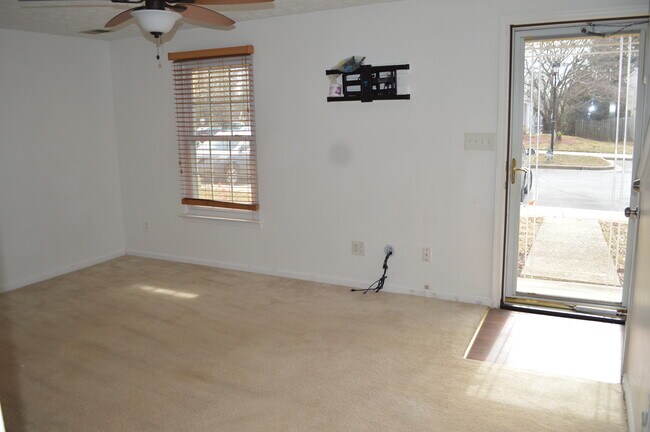 Living Room - 16334 Pewter Ln