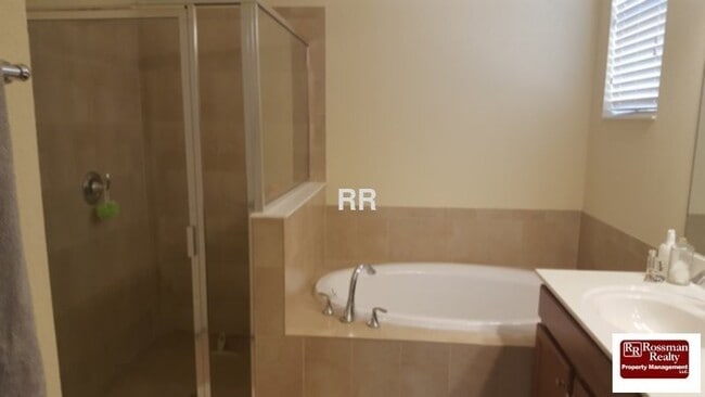 Foto del edificio - 11294 Red Bluff Ln