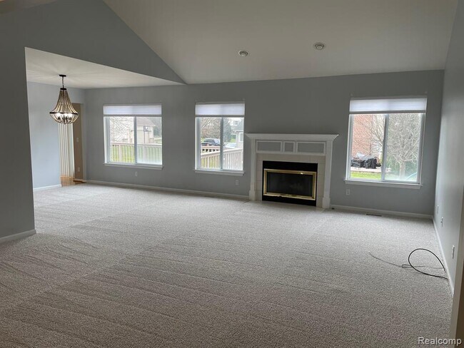 Foto del edificio - 1032 Wheatfield Dr