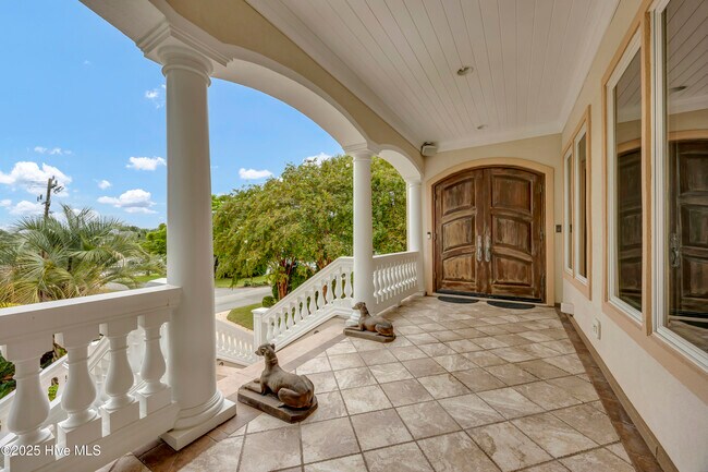 Building Photo - 806 Paoli Ct