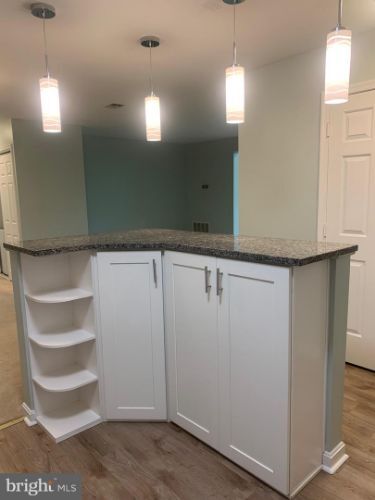 Foto del edificio - 2804 Lee Oaks Pl