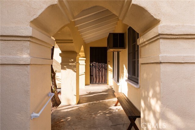 Foto del edificio - 4167 Brunswick Ave