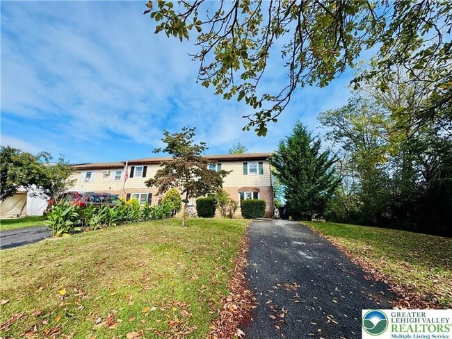 Building Photo - 2915 Norton Ave