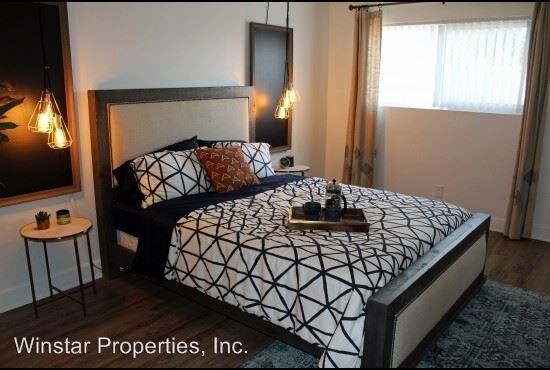 Foto principal - 104 E Leatrice Ln
