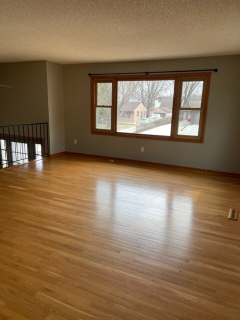 Foto del edificio - 1469 6th Ave SW