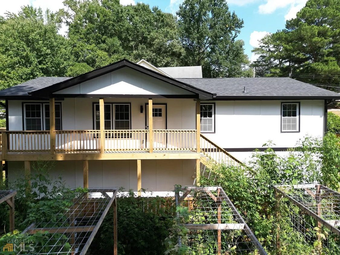 Primary Photo - Affordable Co-Living in Atlanta's Upper We...