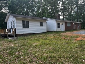 Building Photo - 12848 Farm Pond Ln