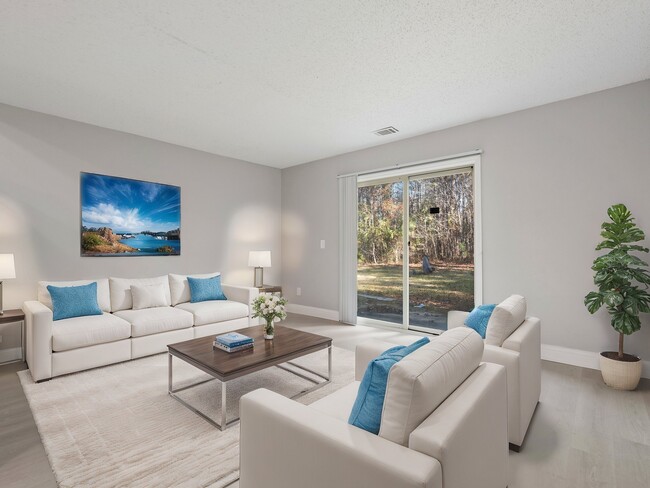 Building Photo - Colonial Pointe Apartments