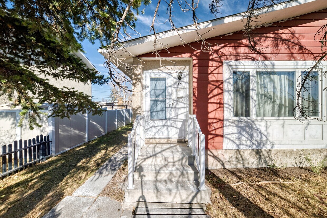 Primary Photo - 1451 Pensacola Way SE