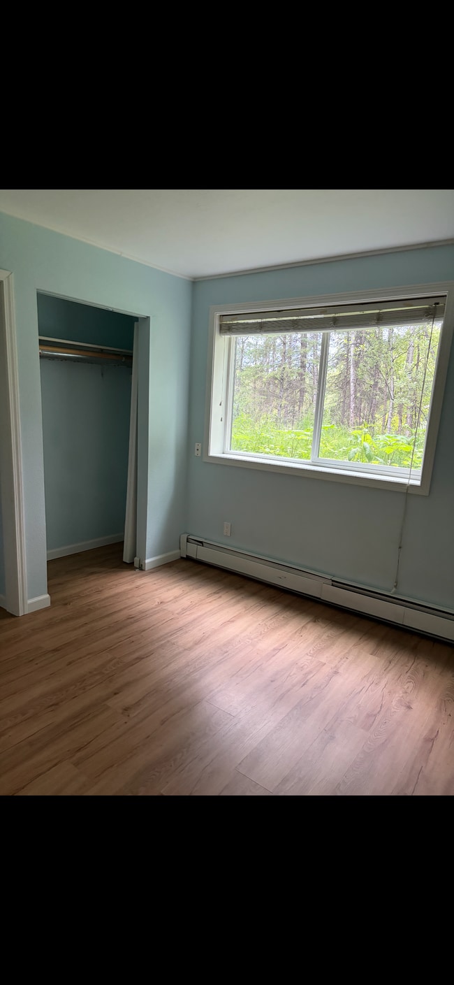 Building Photo - 21715 Songbird Dr