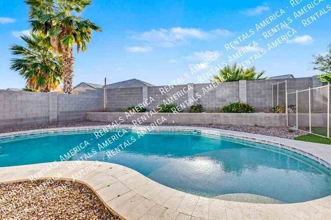Building Photo - 17028 N Palo Verde St