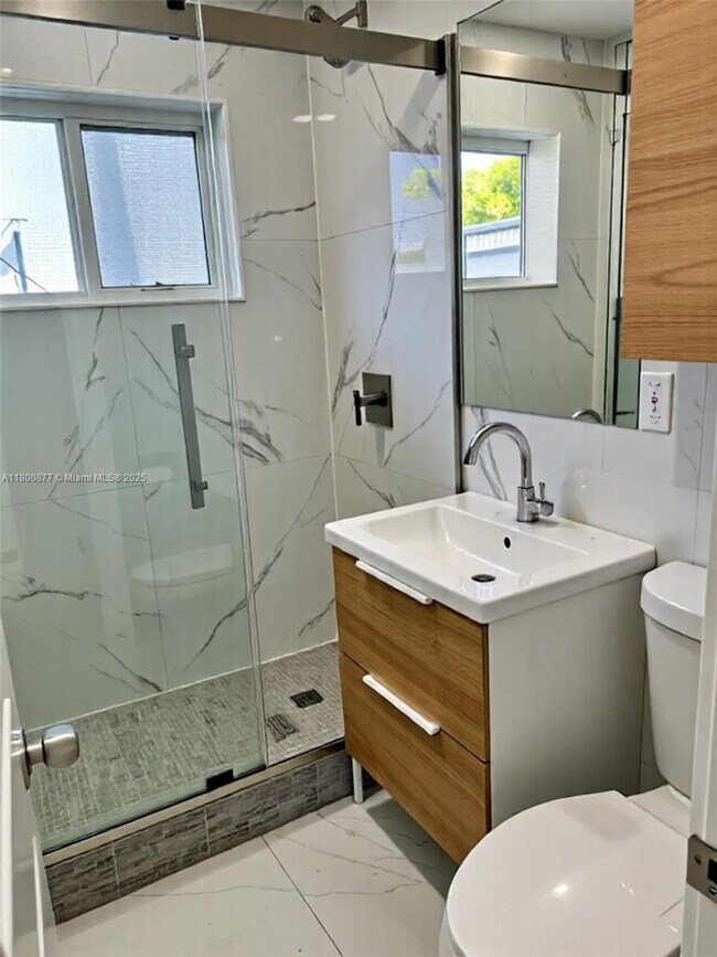 Foto del edificio - 16204 NE 18th Ct