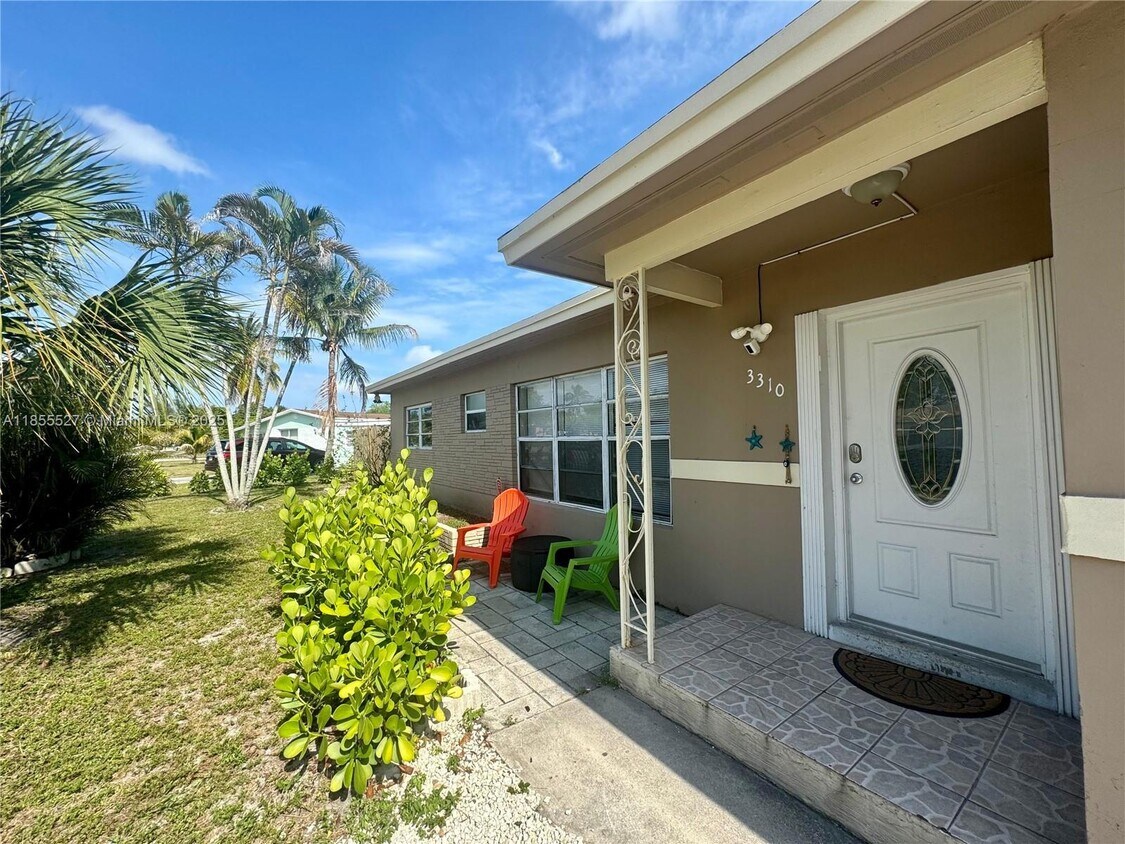 Foto principal - 3310 Auburn Blvd