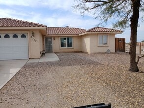 Building Photo - 2377 Sand Knoll Ave