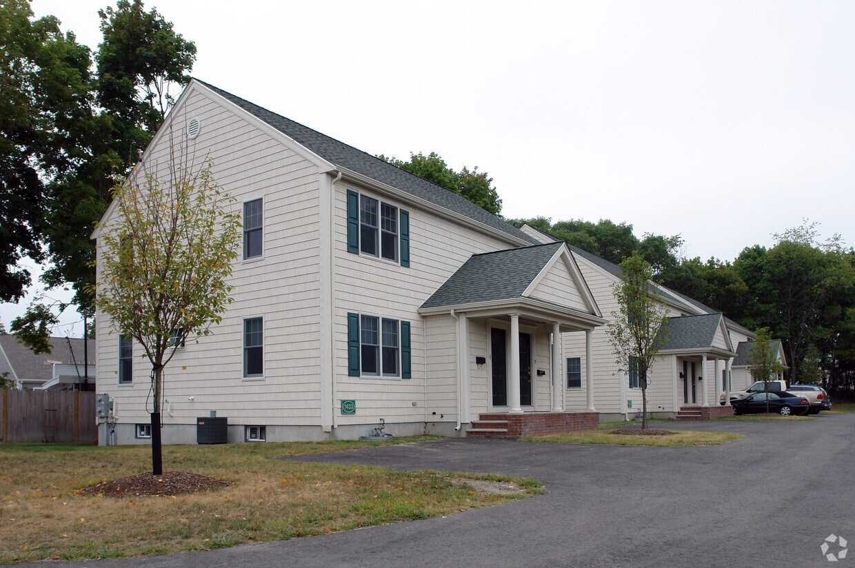 14331437 Main St, Weymouth, MA 02190 Apartments in Weymouth, MA