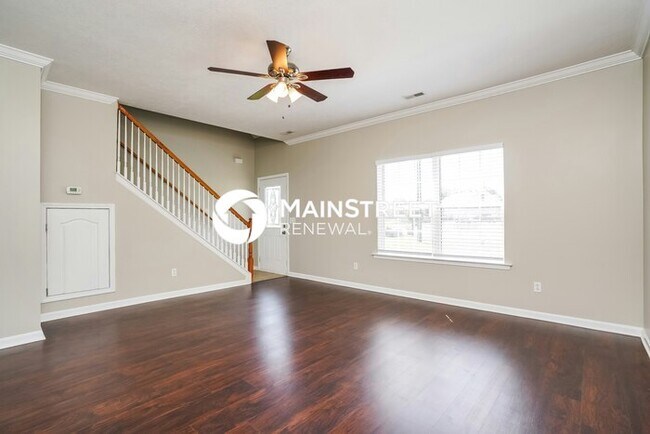 Foto del edificio - 3 Bedroom Pet-Friendly Home in Christiana, TN with Main Street Renewal
