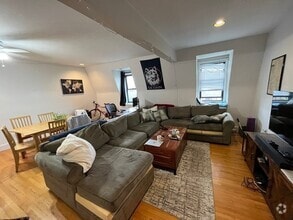 Building Photo - 762 Tremont St