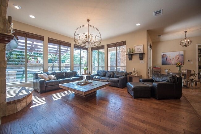 Building Photo - 3434 Alexandrite Way