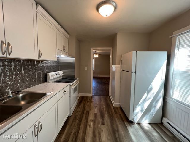Building Photo - 2 br, 1 bath House - 1006 W Bessemer Ave