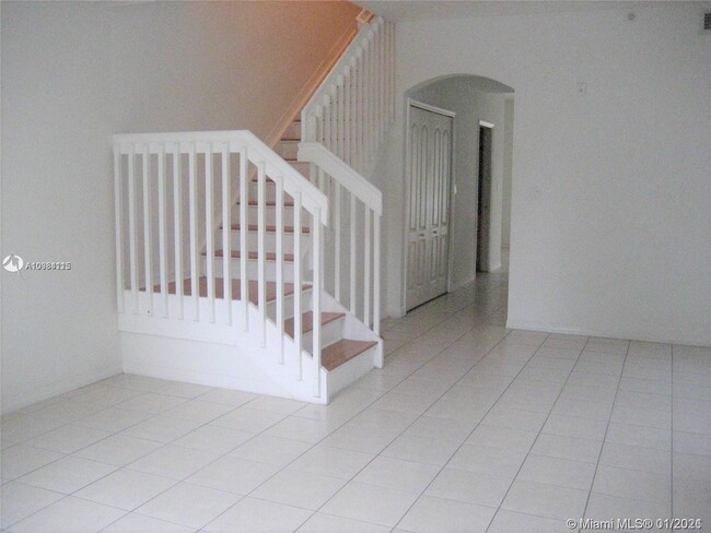 Foto del edificio - 8838 W Flagler St