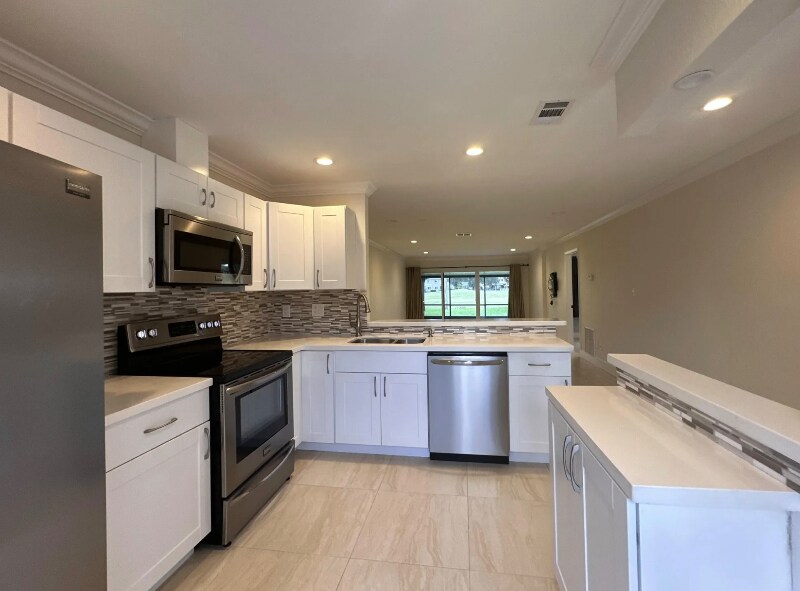 Primary Photo - 9638 Oakburst Ln