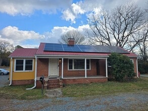 Building Photo - 76 NC-87