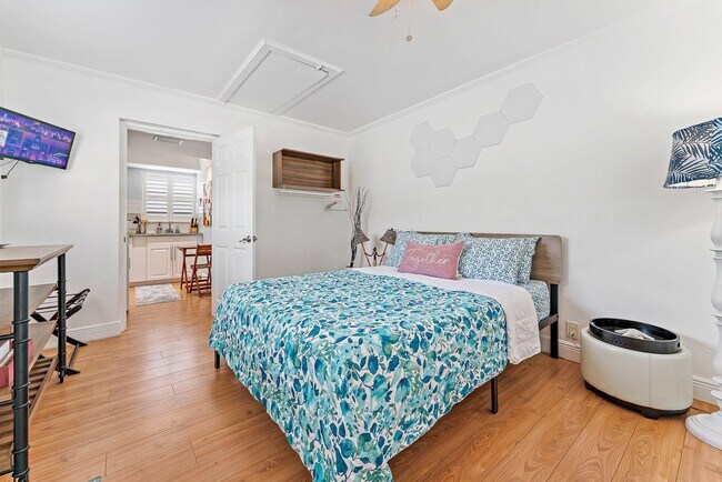 Foto del edificio - 12199 Easterly Ave