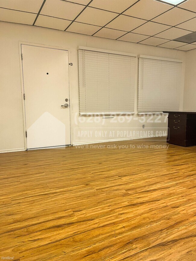 Building Photo - 2 br, 1.5 bath House - 855 West 2nd Street -