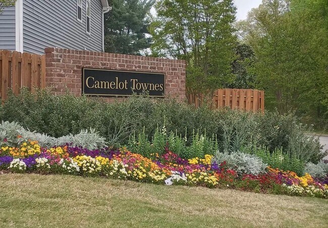 Foto del edificio - 222 Keaton Ct