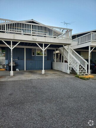 Building Photo - 2447-2445 Cottage Dr