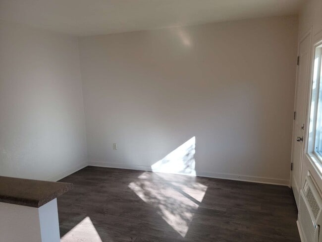 Foto del edificio - Nice 2 Bedroom Duplex!!!