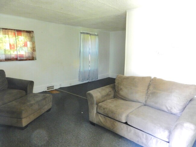 Foto del edificio - 1730 Willow Ave