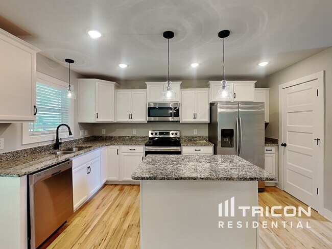 Foto del edificio - 525 Somerset Ln