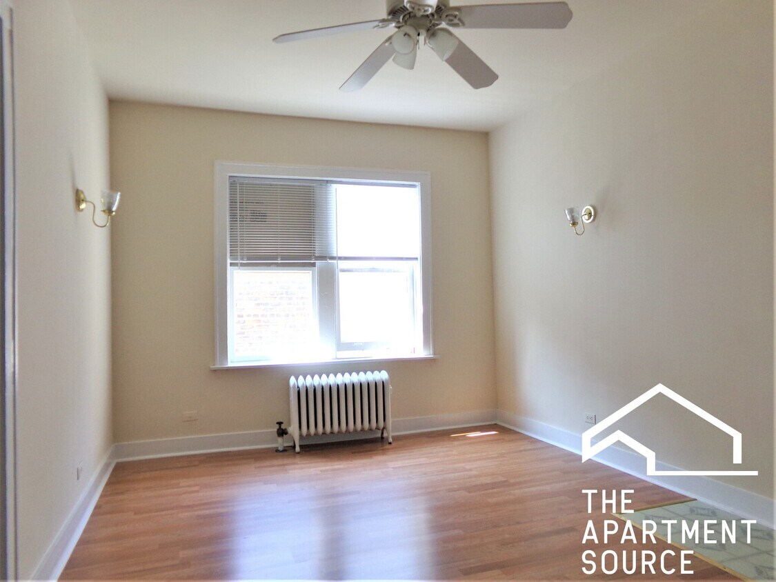 Foto del edificio - 6916 N Lakewood Ave