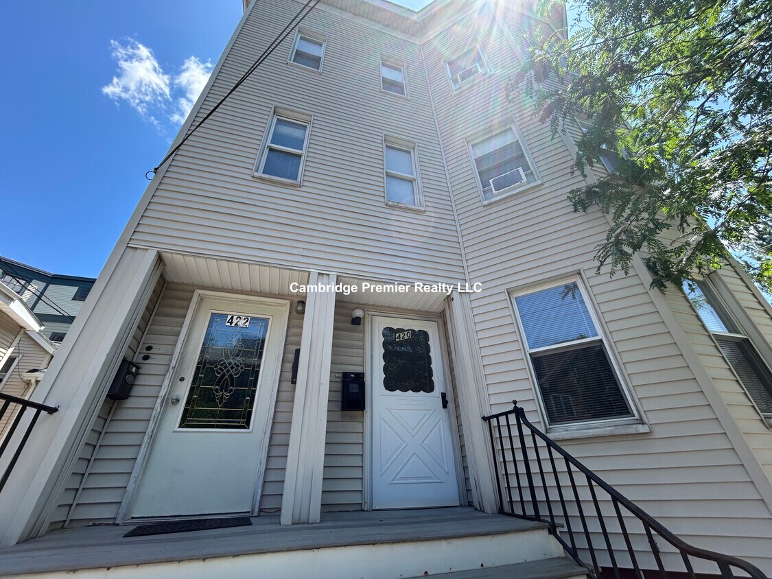 Foto principal - 420 Norfolk St